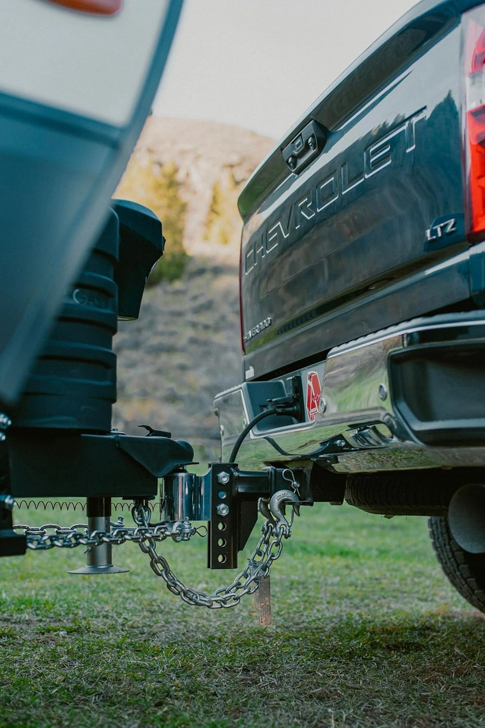 ANDERSEN HITCHES | 3386 | Weight Distribution Hitch | No Bounce No Sway | Tow Accessories | 8" Drop/Rise, 2-5/16" Ball, 2" Shank, 7"/8" Bracket, 14k lb GTWR, 1400 lb tongue