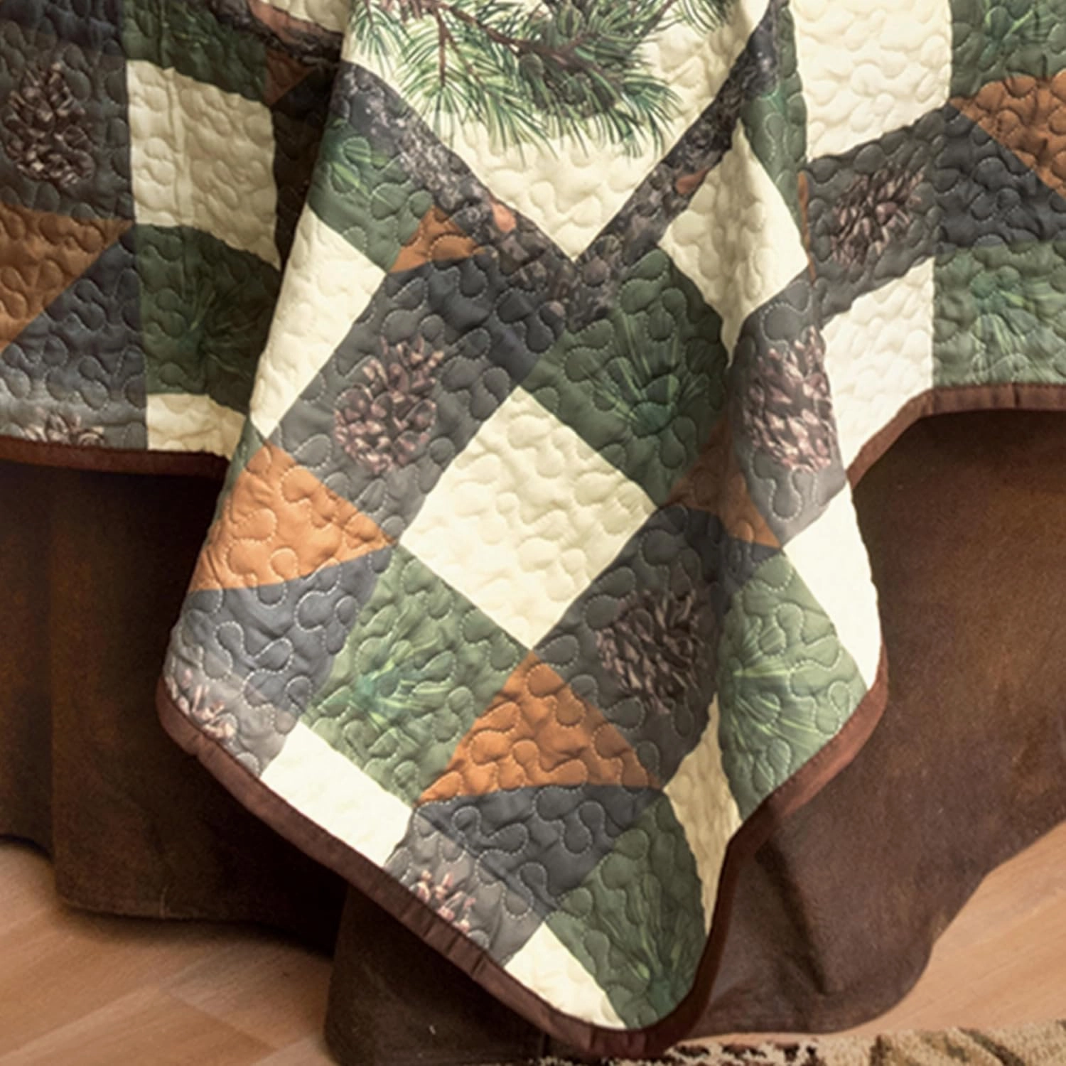 Black Forest Décor Woodland Pinecones Quilt Bed Set - Queen, Rustic Lodge Pinecone Bedding - 90" x 90"