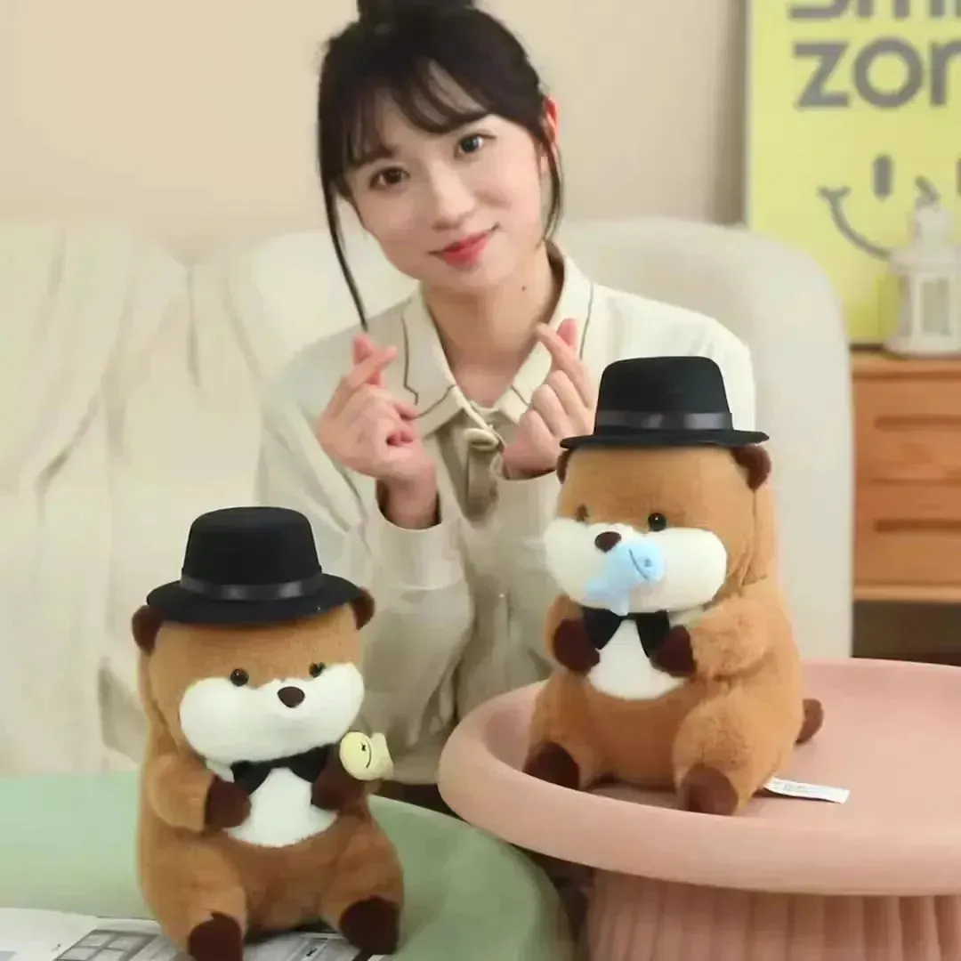 Capy Chic Plushie (30 cm)