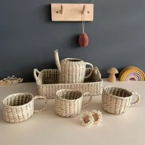 Coconeh Palm Leaves Tea Set