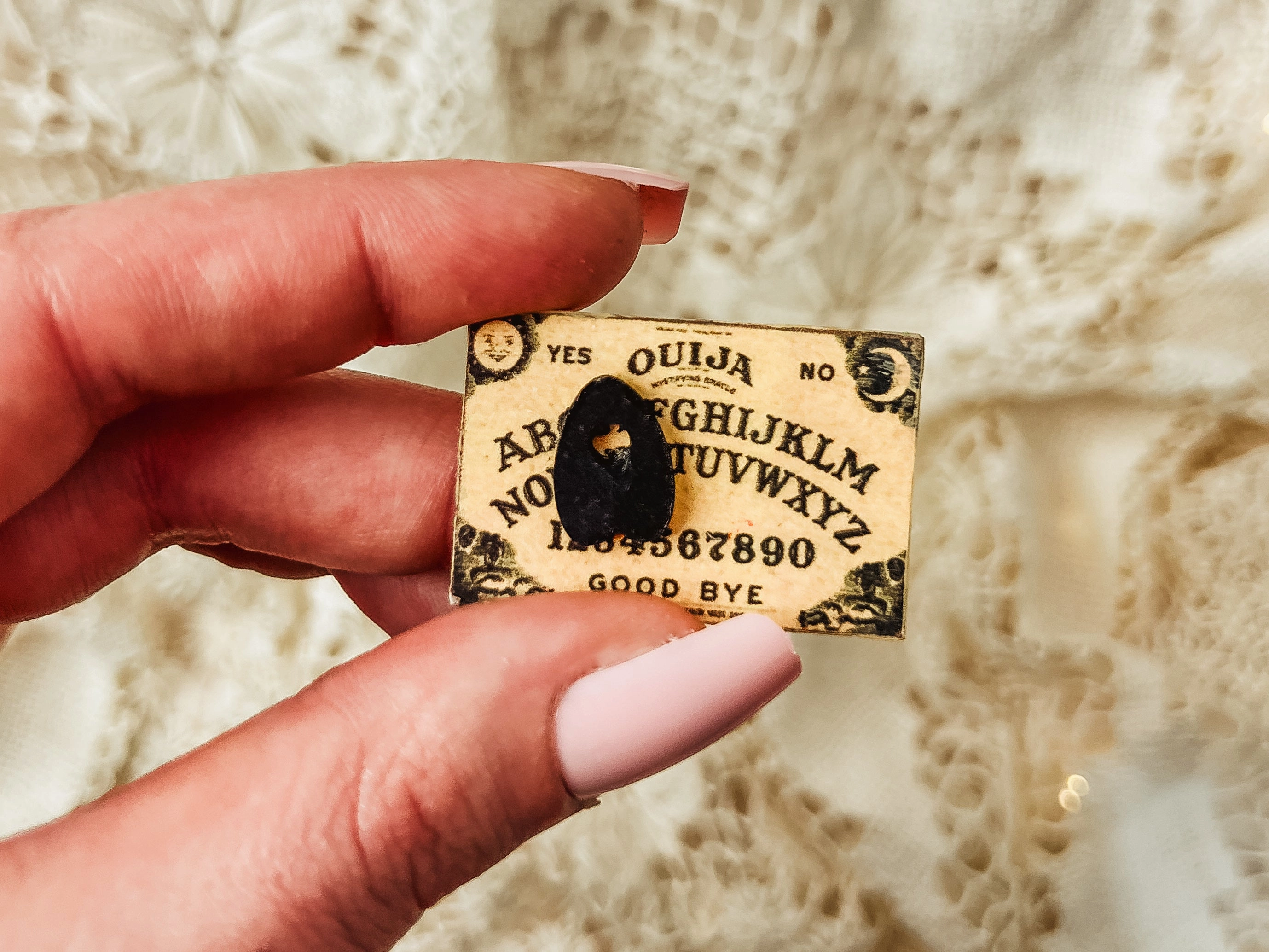 Dollhouse Miniature 1:12 scale Ouija board