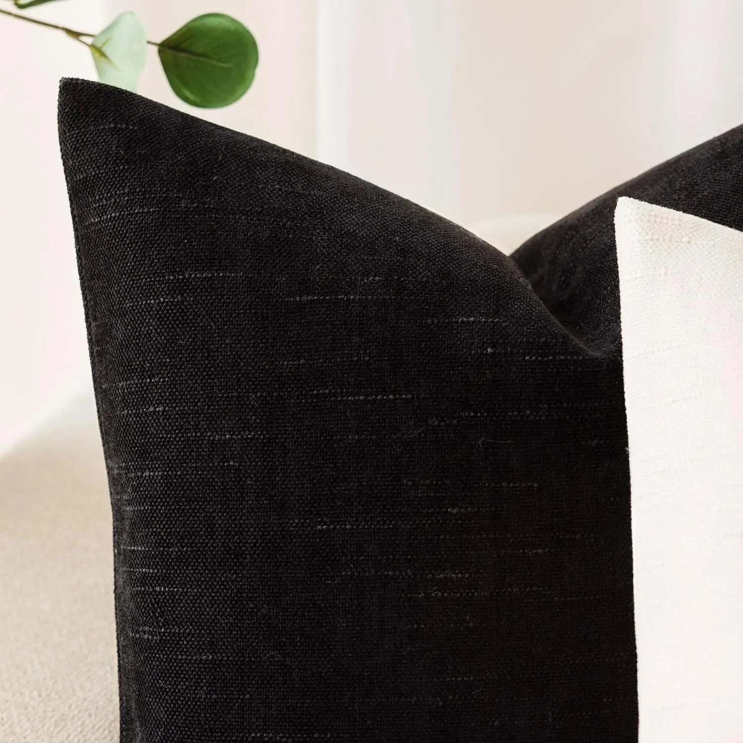 Foindtower Pack of 2 Soft Textured Throw Decorative Pillow Covers Square Accent Solid Cushion Cover Cozy Farmhouse Pillow Case with Zipper for Couch Sofa Bedroom Living Room 20x20 Inch, Black