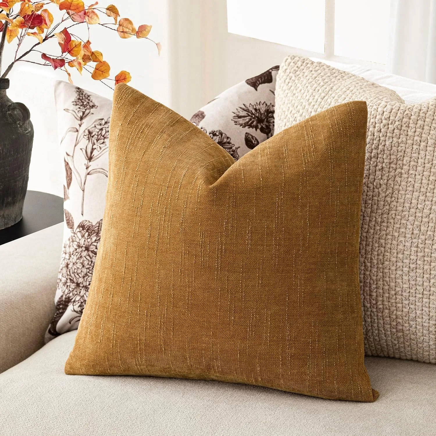 Foindtower Set of 2 Soft Textured Chenille Throw Decorative Pillow Covers Square Accent Solid Cushion Cover Neutral Farmhouse Pillow Case for Couch Sofa Bedroom Living Room 20x20 Inch,Golden Brown