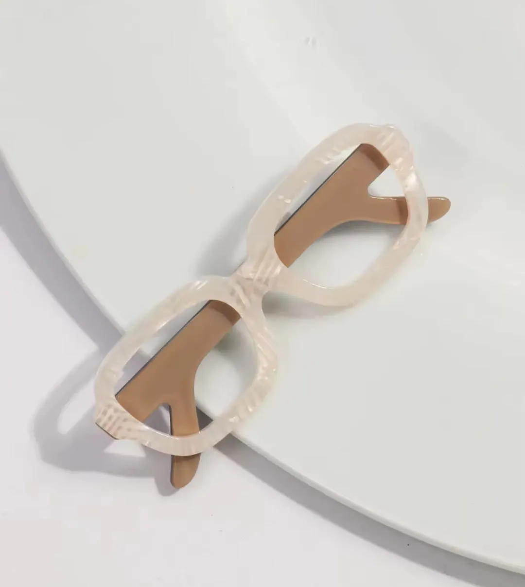 Four Eyed Fly Glasses Brooch