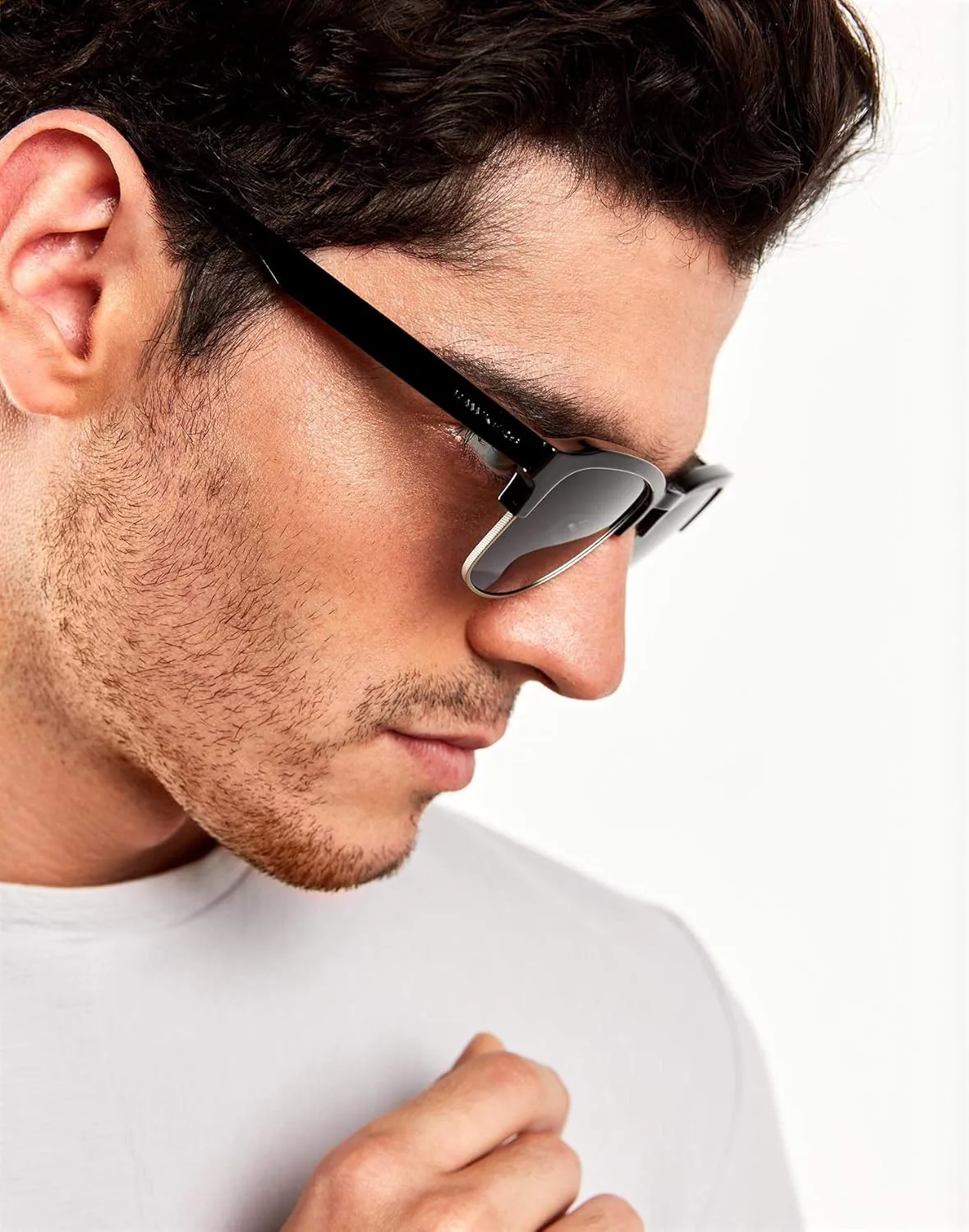 Hawkers New Classic - Sunglasses Womens and Mens - Trendy Sunglasses - 100% UV400 Protection