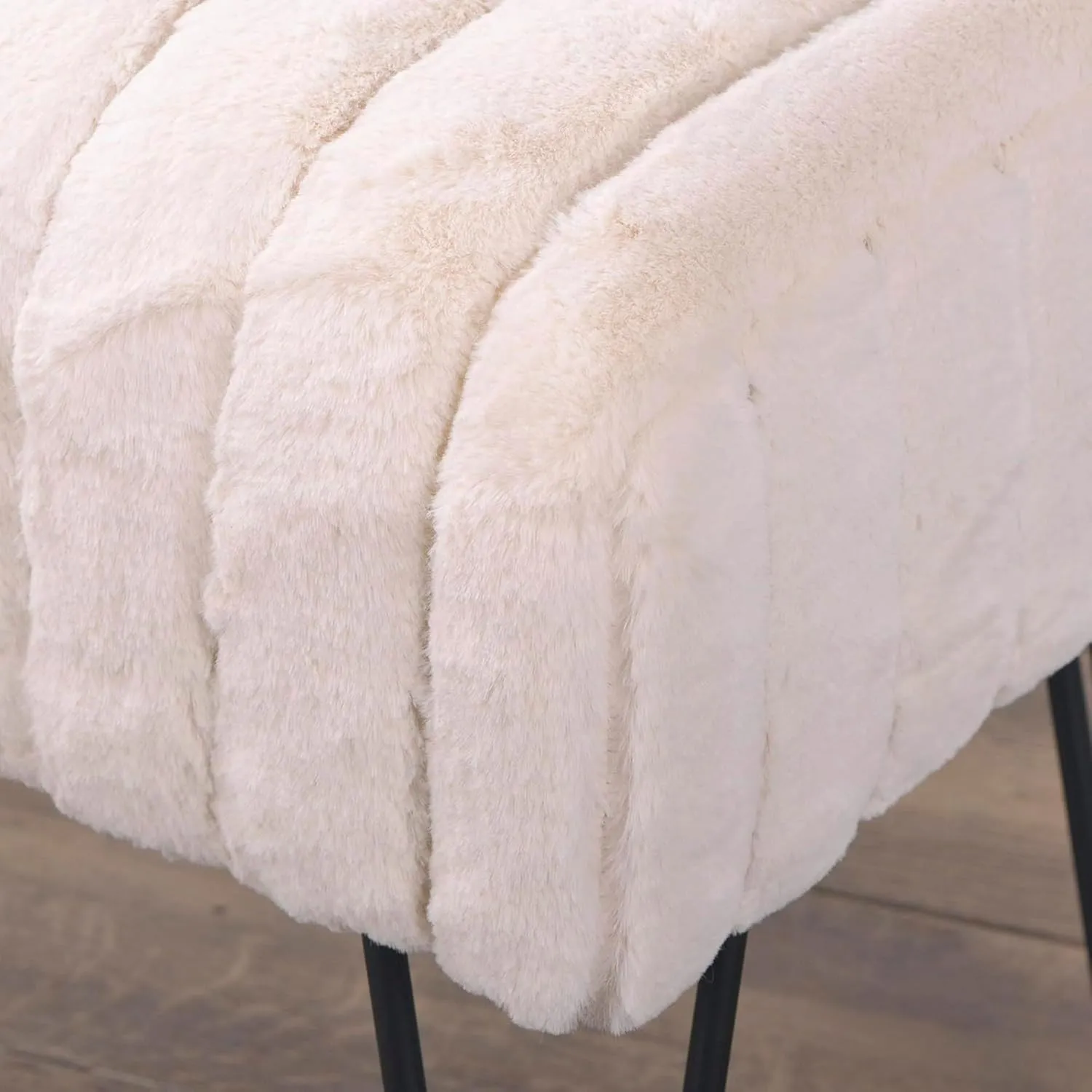 Home Soft Things Super Mink Faux Fur Ottoman Bench, 46" x 16" x 22" H, Antique White, Living Room Foot Rest Stool Entryway Makeup Bench End of Bed Bedroom Home Decor Chair for Sitting