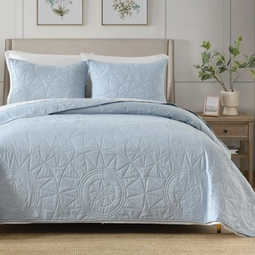 HORIMOTE HOME King Size Quilt Set (106'' x 96'') - Baby Blue Lightweight Microfiber Bedspread with 2 Shams, All-Season Coverlet for Cozy Bedding