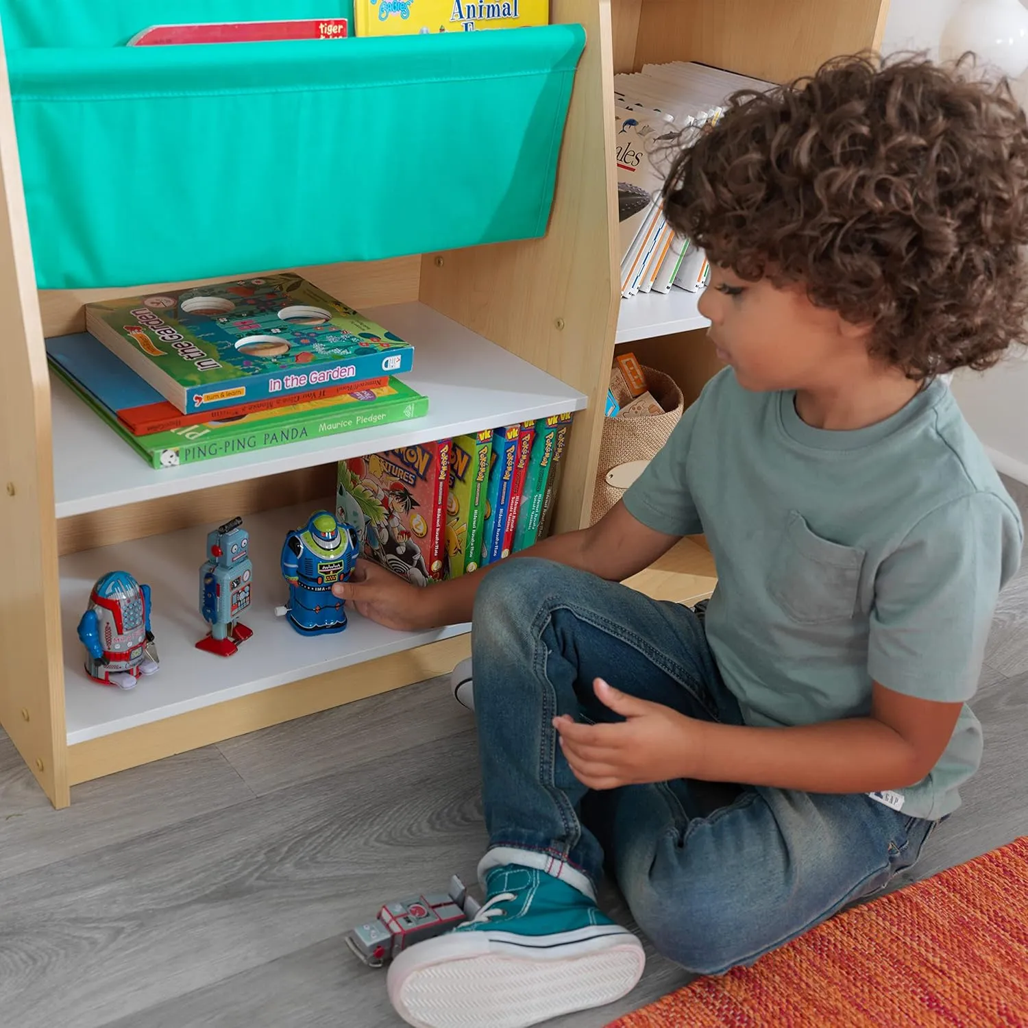 KidKraft Pocket Storage Wood Bookshelf with Slings and Shelves, Children's Furniture, Natural