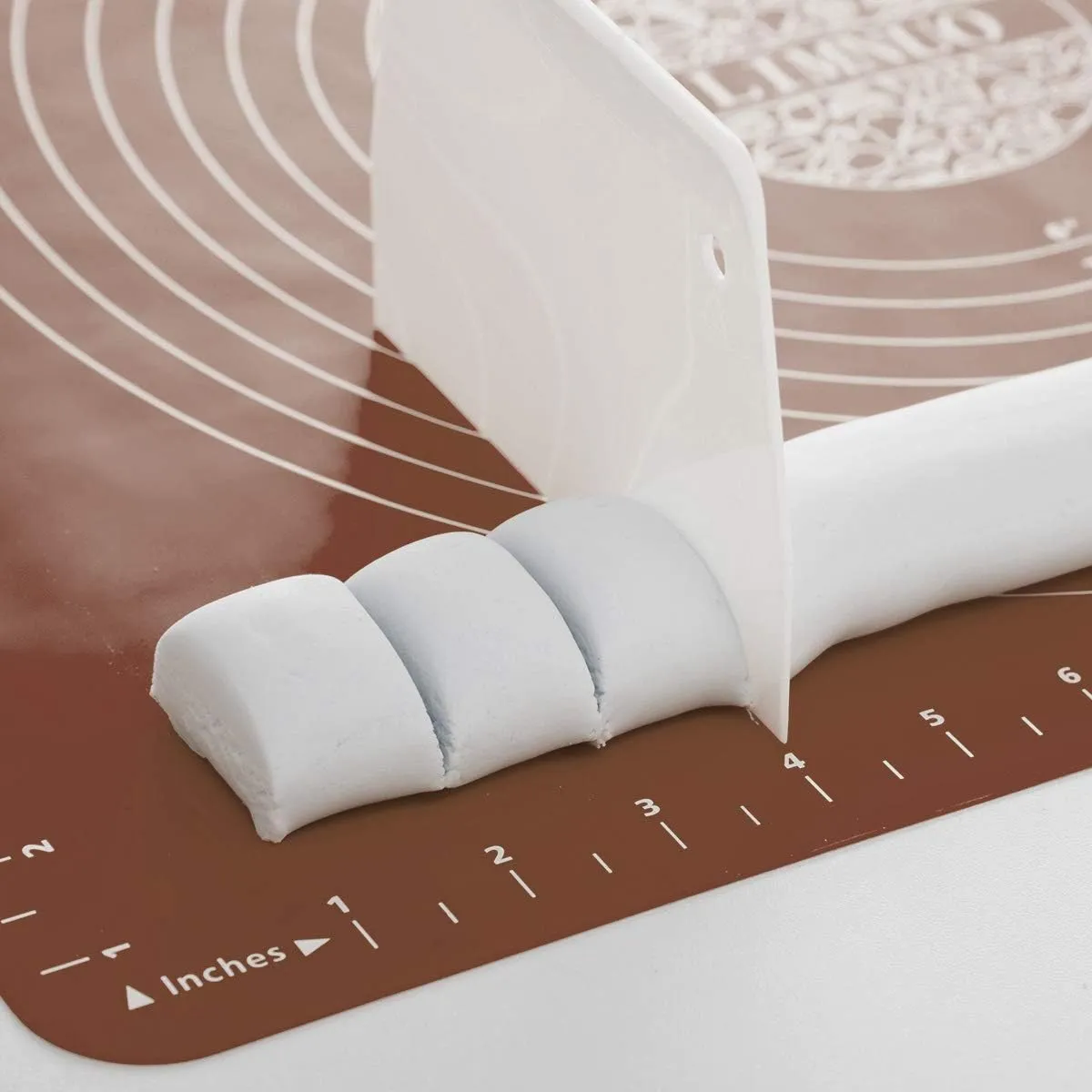 LIMNUO Silicone Baking Mat, Extra Thick Large Non Stick Pastry Mat Sheet for Dough Pie Crust Rolling Mats, Non-Stick and Anti-Slip, Dishwasher Safe