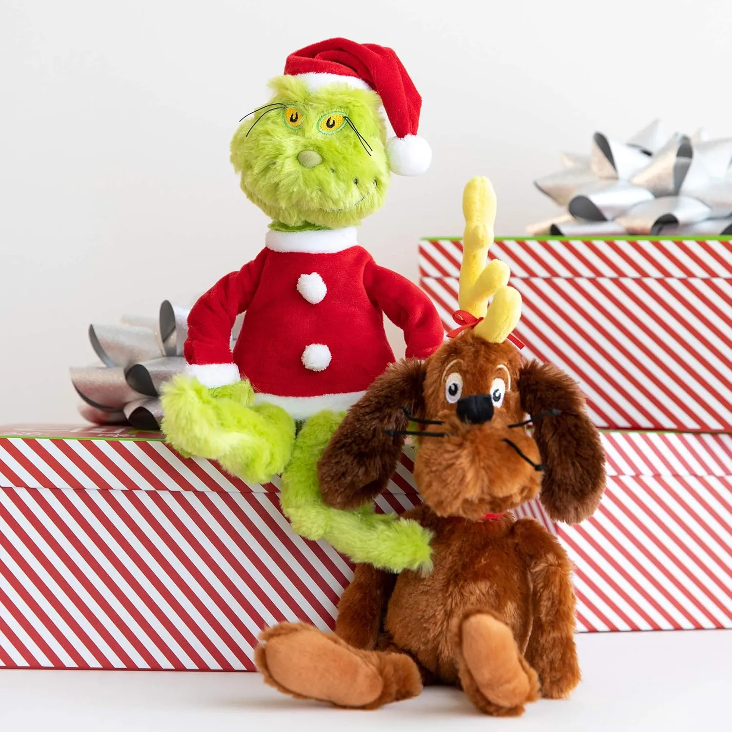 Manhattan Toy Dr. Seuss Max The Dog 14" Soft Plush Toy