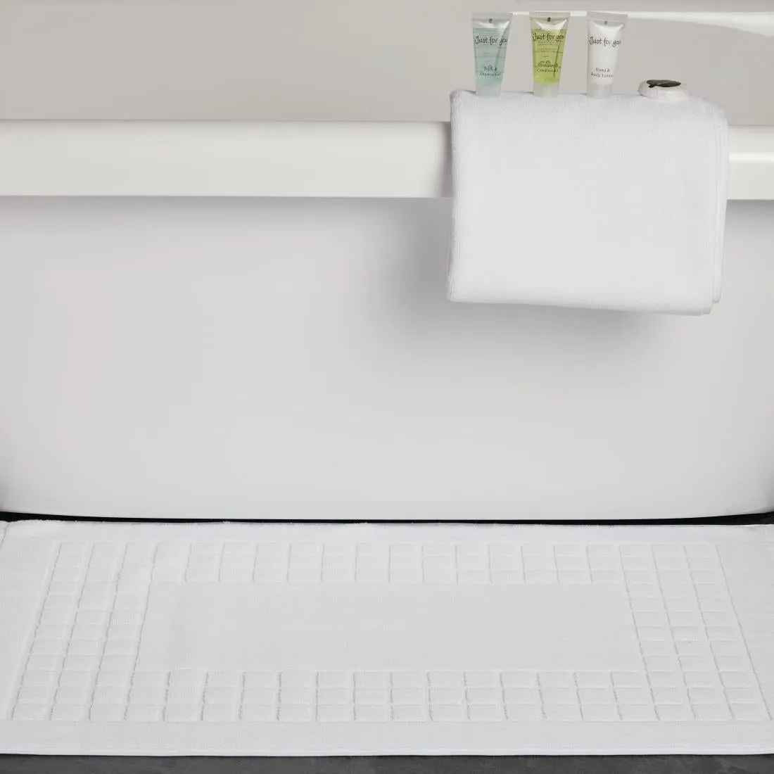 Mitre Luxury Savanna Bath Mat White