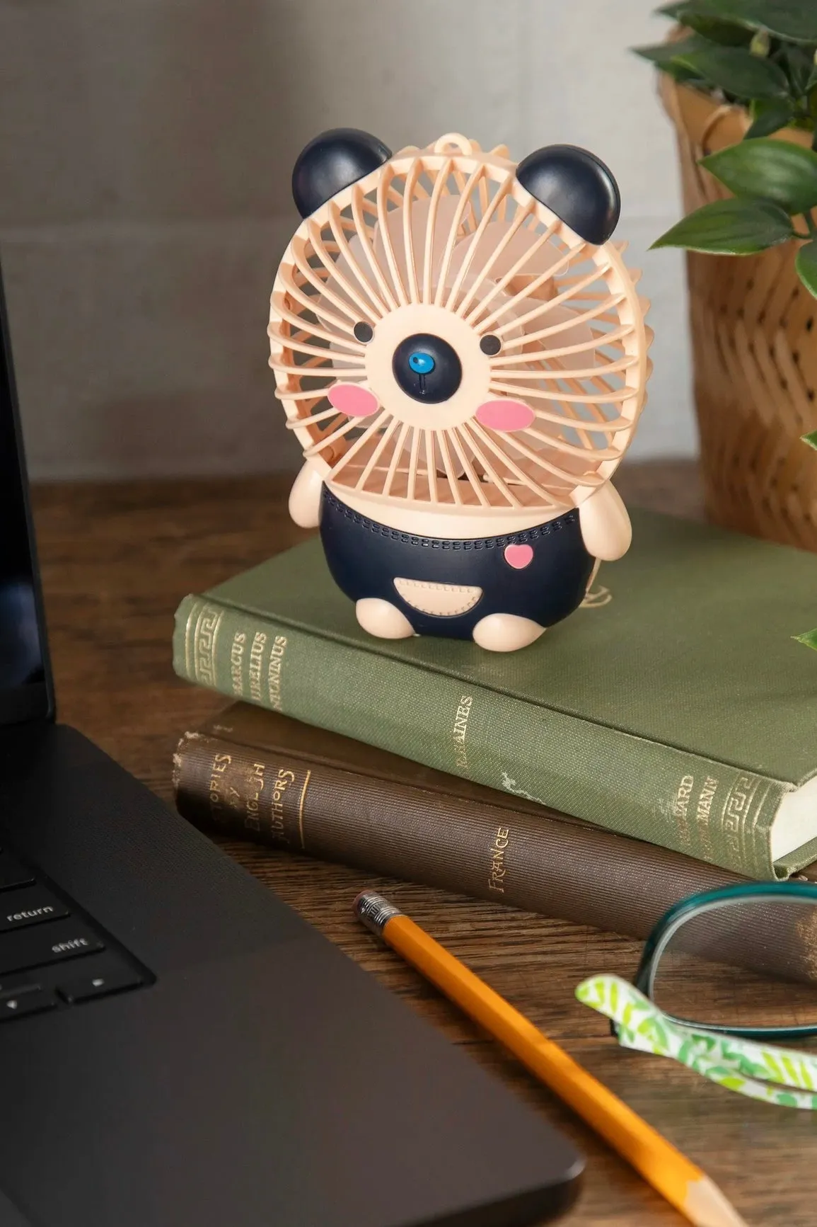 Natural Life Portable Bear Fan- USB Rechargeable