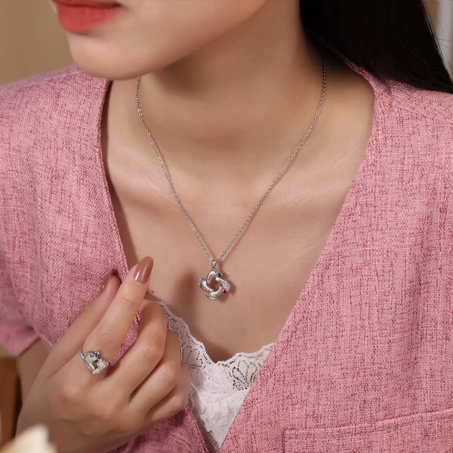 Personalized Mother Necklace with Birthstone 1-6 Names Custom Feet Pendant Necklace for Mom Customized Family Jewelry for Mothers Day