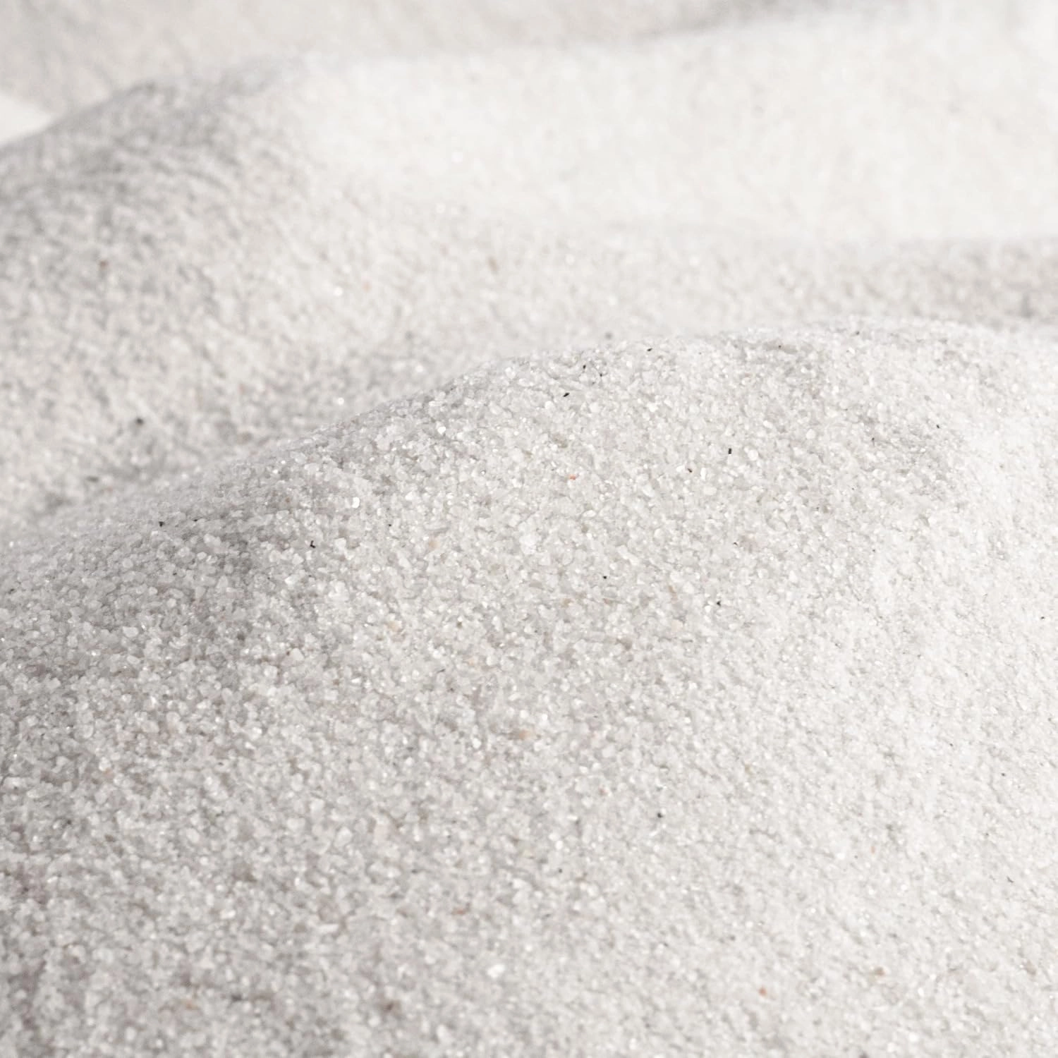 Sandtastik Sparkling White Play Sand, 25 lb (11.3 kg) - Fill Sandboxes, Sand Trays, Sensory Tables, Water Tables! Scoop, Mold & Pour This Premium Non-Toxic Sand