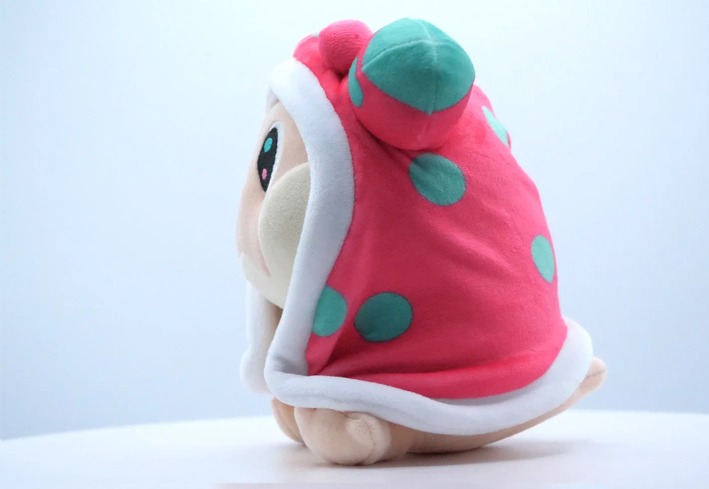Snugooi - Original Lockémon Plushie    Holo Card - Neo-K - 5" x 4.5" x 5.5"