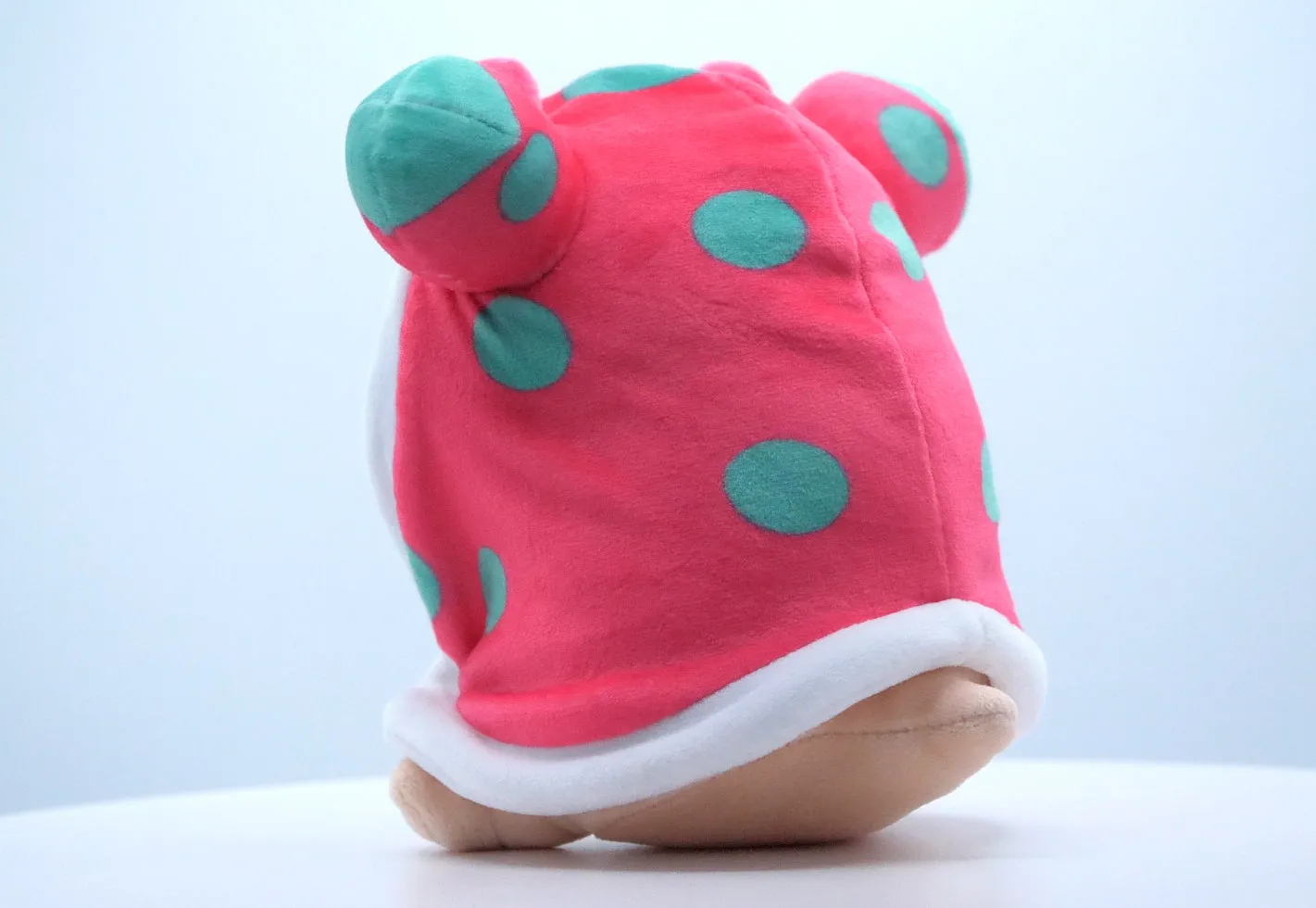Snugooi - Original Lockémon Plushie    Holo Card - Neo-K - 5" x 4.5" x 5.5"