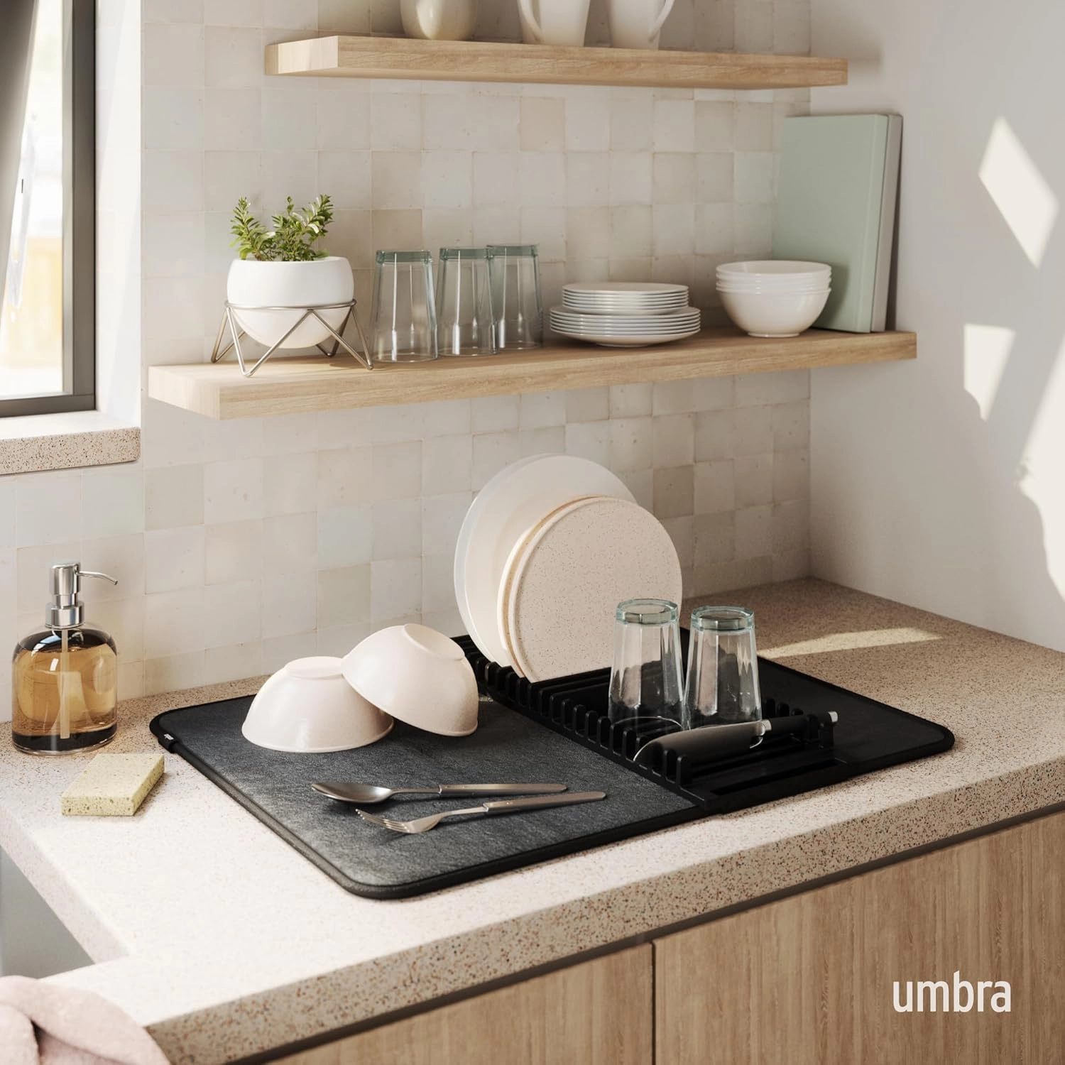 Umbra Udry Dish Rack and Microfiber Drying Mat – Space-Saving Design Folds Up for Easy Storage, Basic Rack, Black