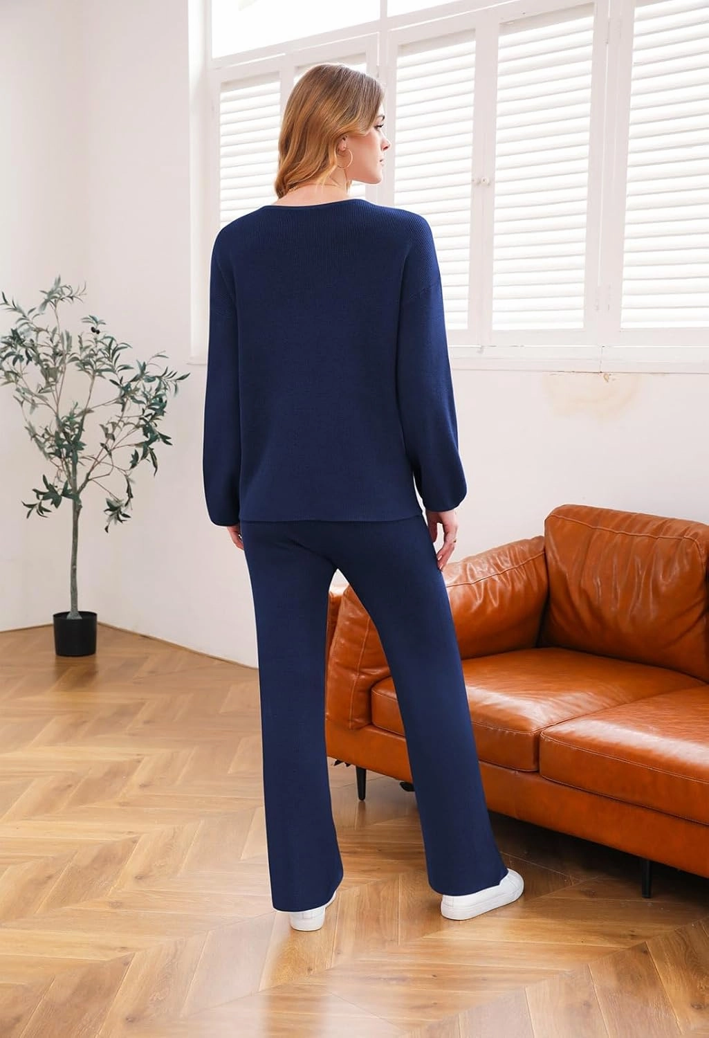 VamJump Women's 2 Piece Outfits V Neck Long Sleeve Sweater Pullover Top Wide Leg Pants Sweatsuit Lounge Sets