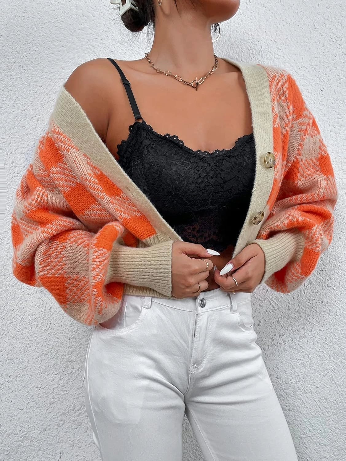 WDIRARA Women's Long Sleeve Button Front V Neck Casual Crop Cardigan Sweater