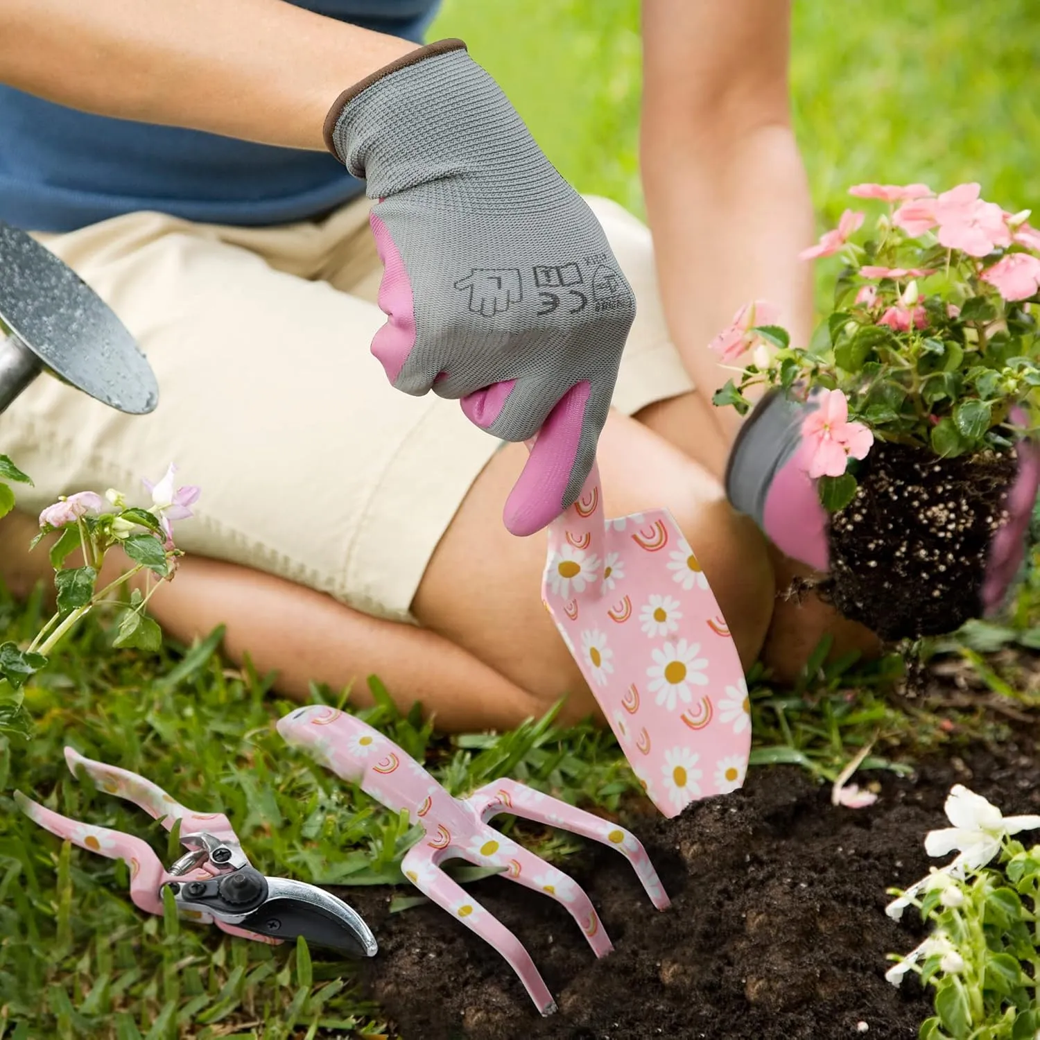 WORKPRO Aluminum Garden Tool Set, 4PCS Heavy Duty Gardening Tools with Box Include Trowel, Rake, Pruner, Gloves, Pink, Garden Gifts