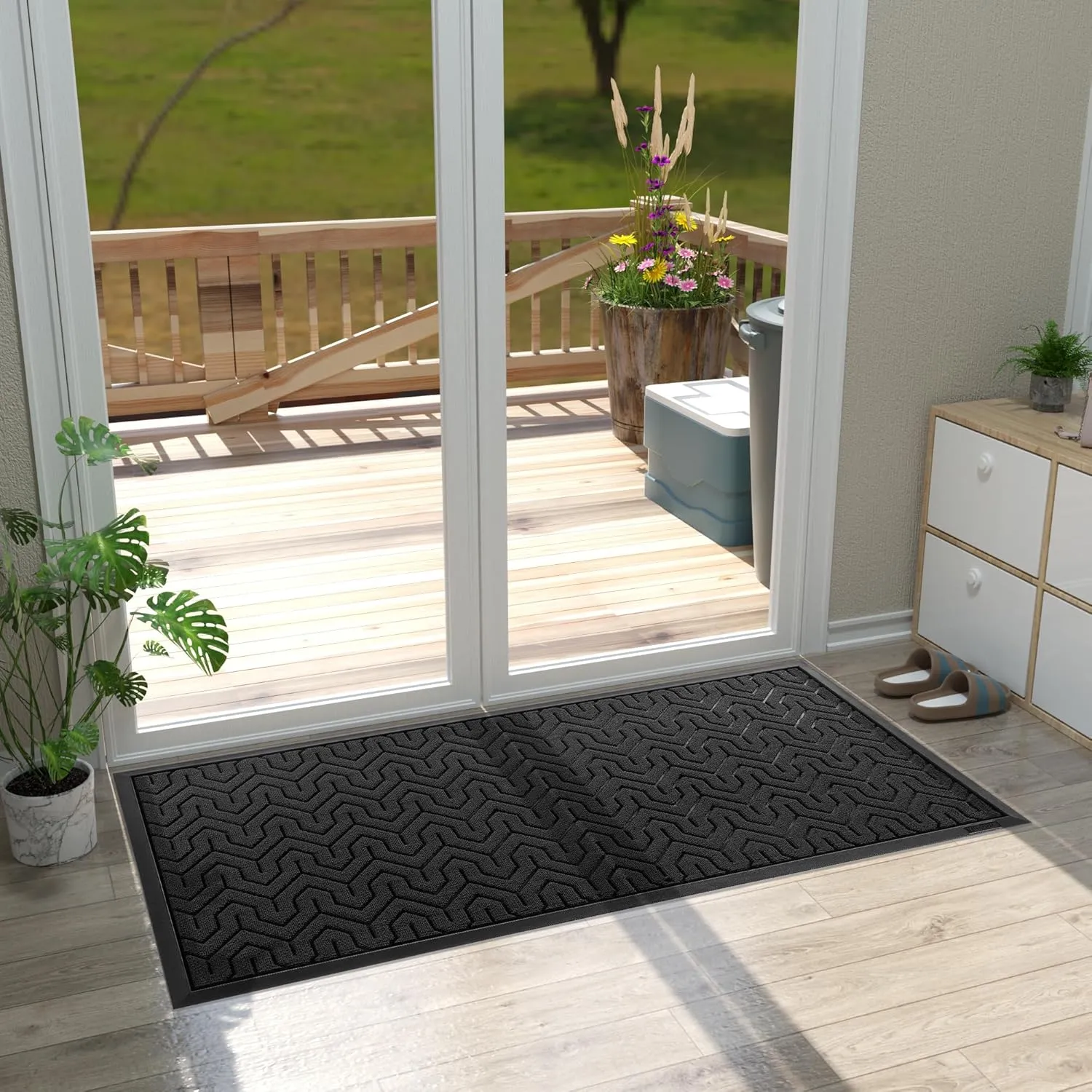 Yimobra Door Mat, All-Season Outdoor Indoor Sturdy Doormat for Home Entrance Floor, Heavy Duty Non Slip Front Door Mats Outdoor, Easy to Clean, Garage and Garden, 47 x 24 Inch, Black